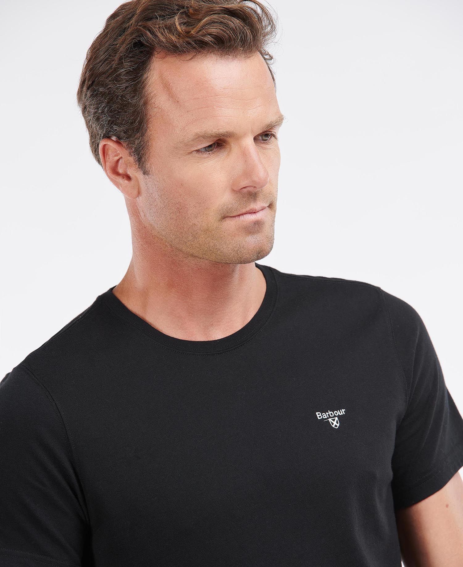 Barbour T-Shirt da uomo manica corta Essential nera - Image 2