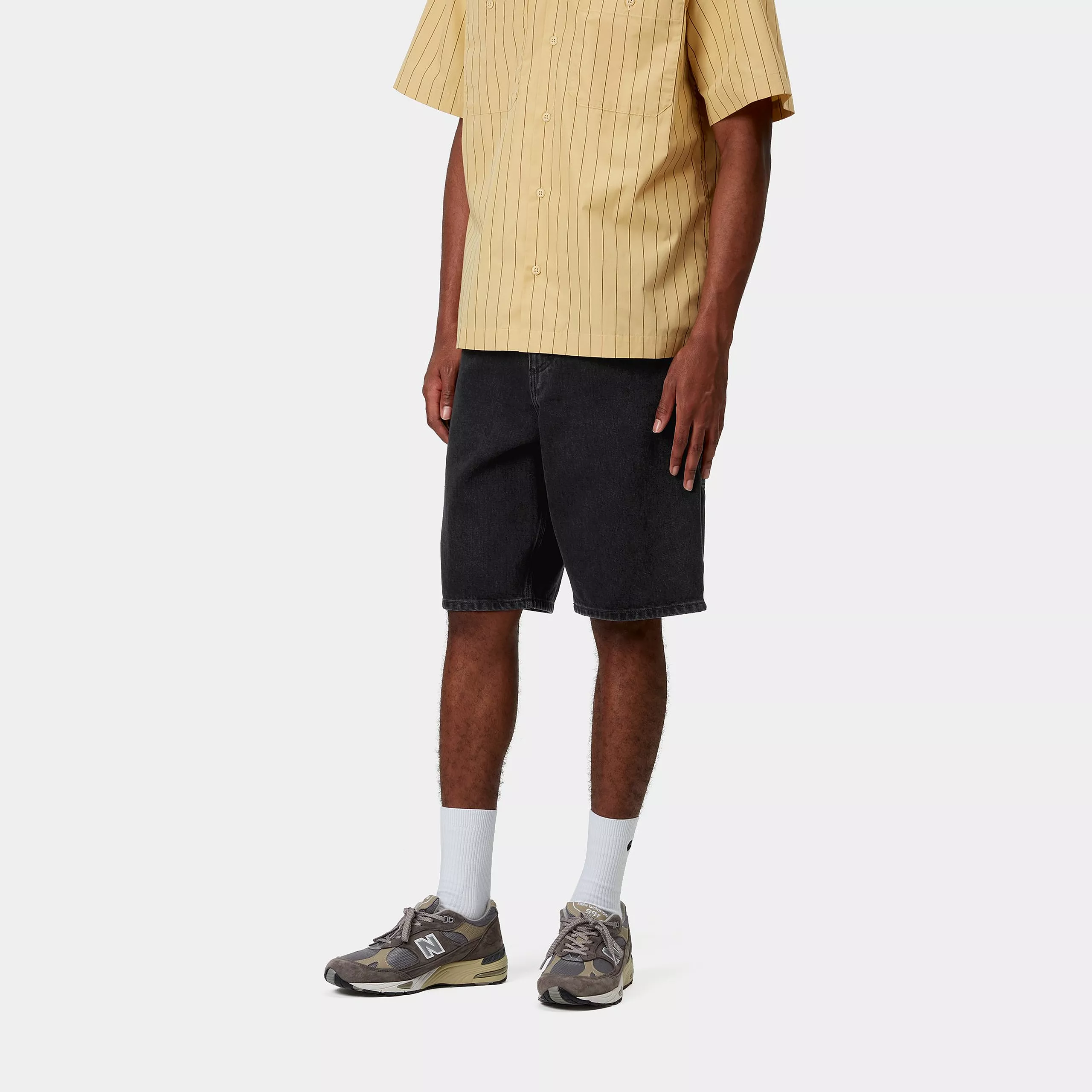 Carhartt Wip Pantaloncino in  jeans da uomo Single Knee Nero - Image 4