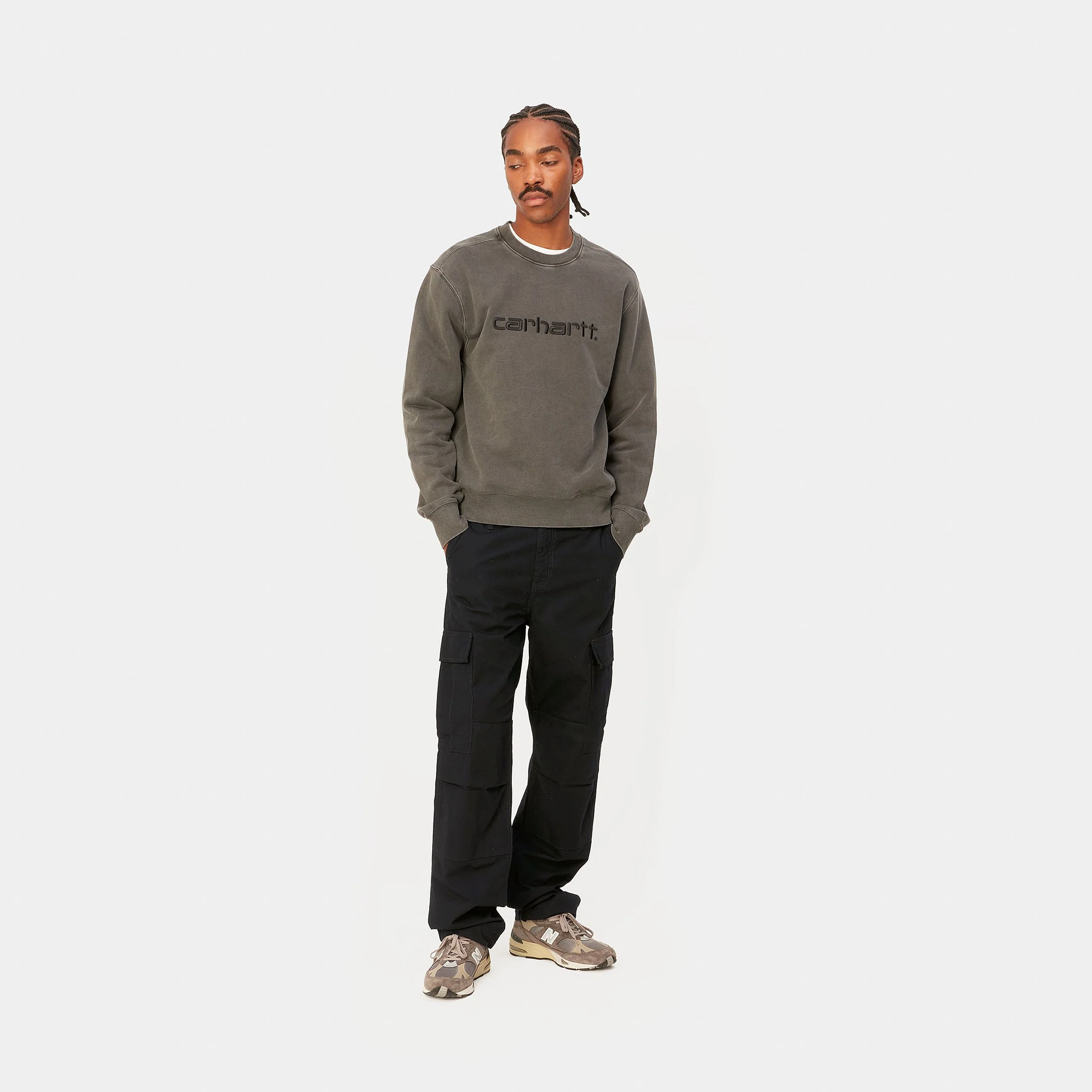 Carhartt Wip Pantalone da uomo con tasconi Regular Cargo nero - Image 6