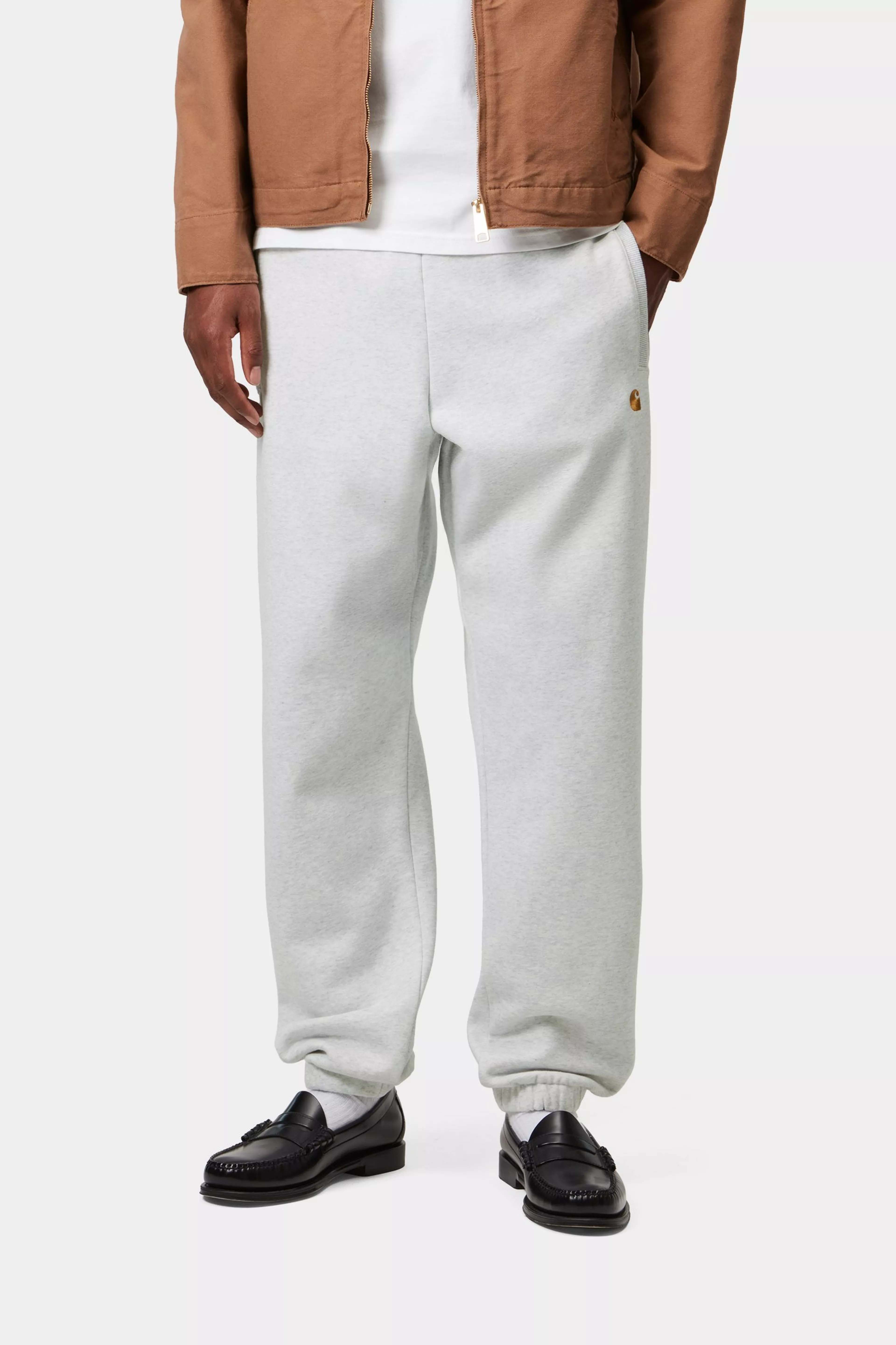 Carhartt Wip Pantalone di tuta in felpa da uomo Chase grigio chiaro - Image 3