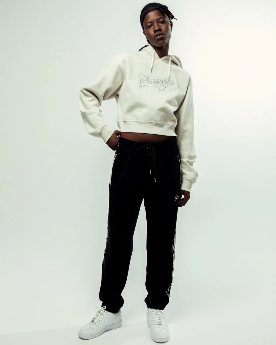 Grimey MADRID  THE CONNOISSEUR GIRL CROP HOODIE GGCCH365-BCL - Image 3