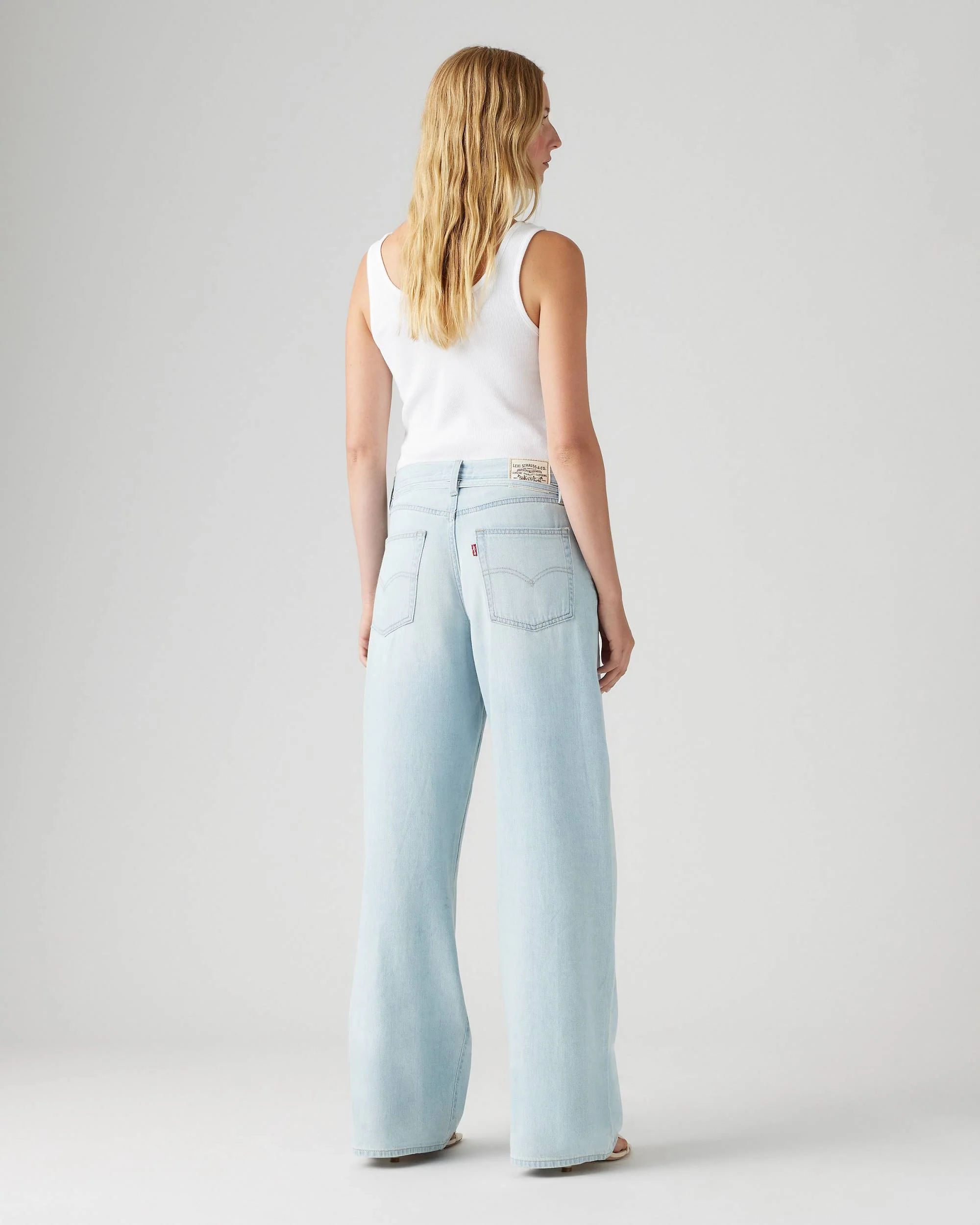 Levi's Jeans oversize da donna Xl Straight lavaggio chiaro - Image 3