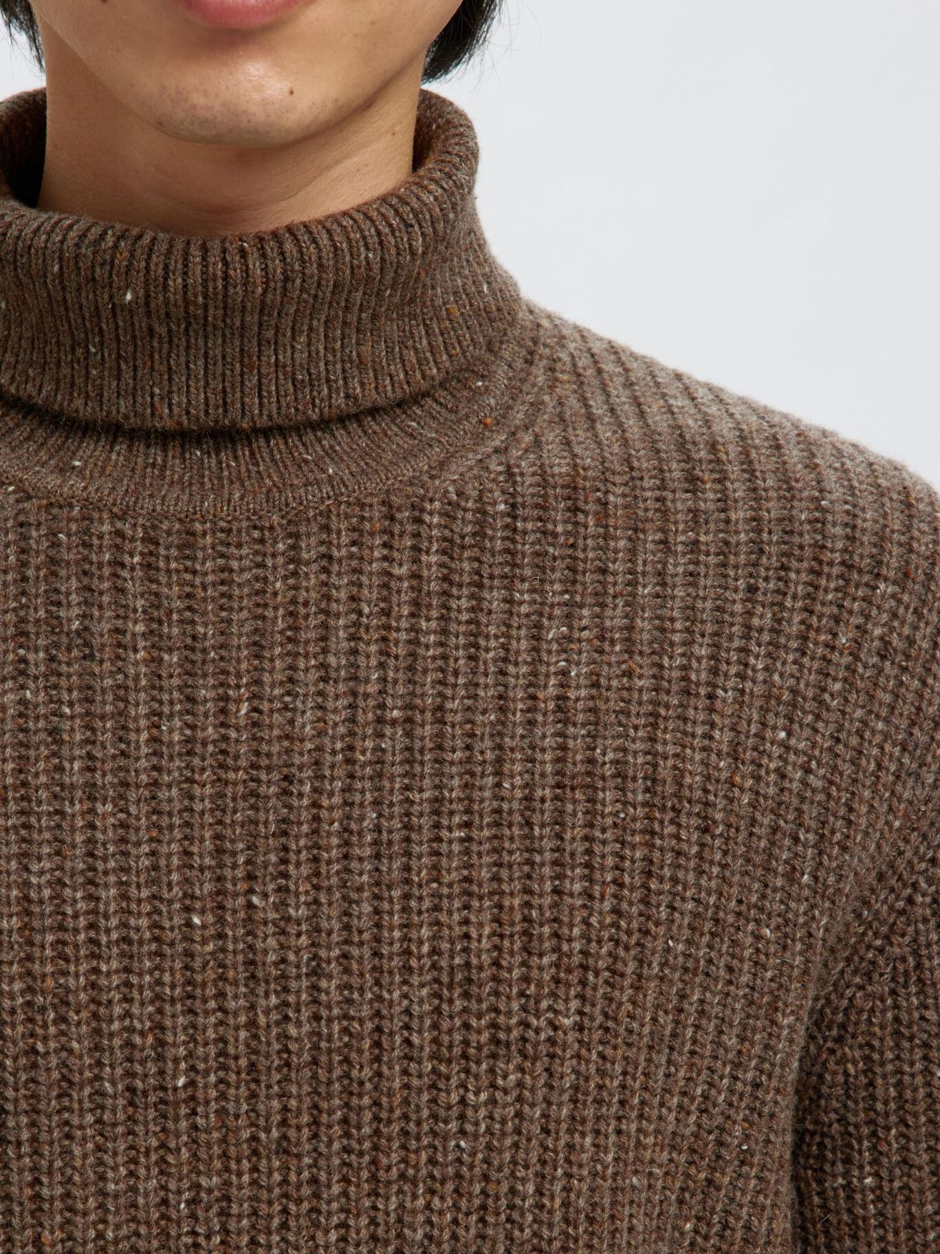 Selected Maglia collo alto da uomo Land marrone - Image 3