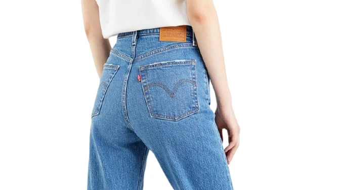 Levi's Jeans da donna Ribcage Straight  lavaggio medio - Image 4