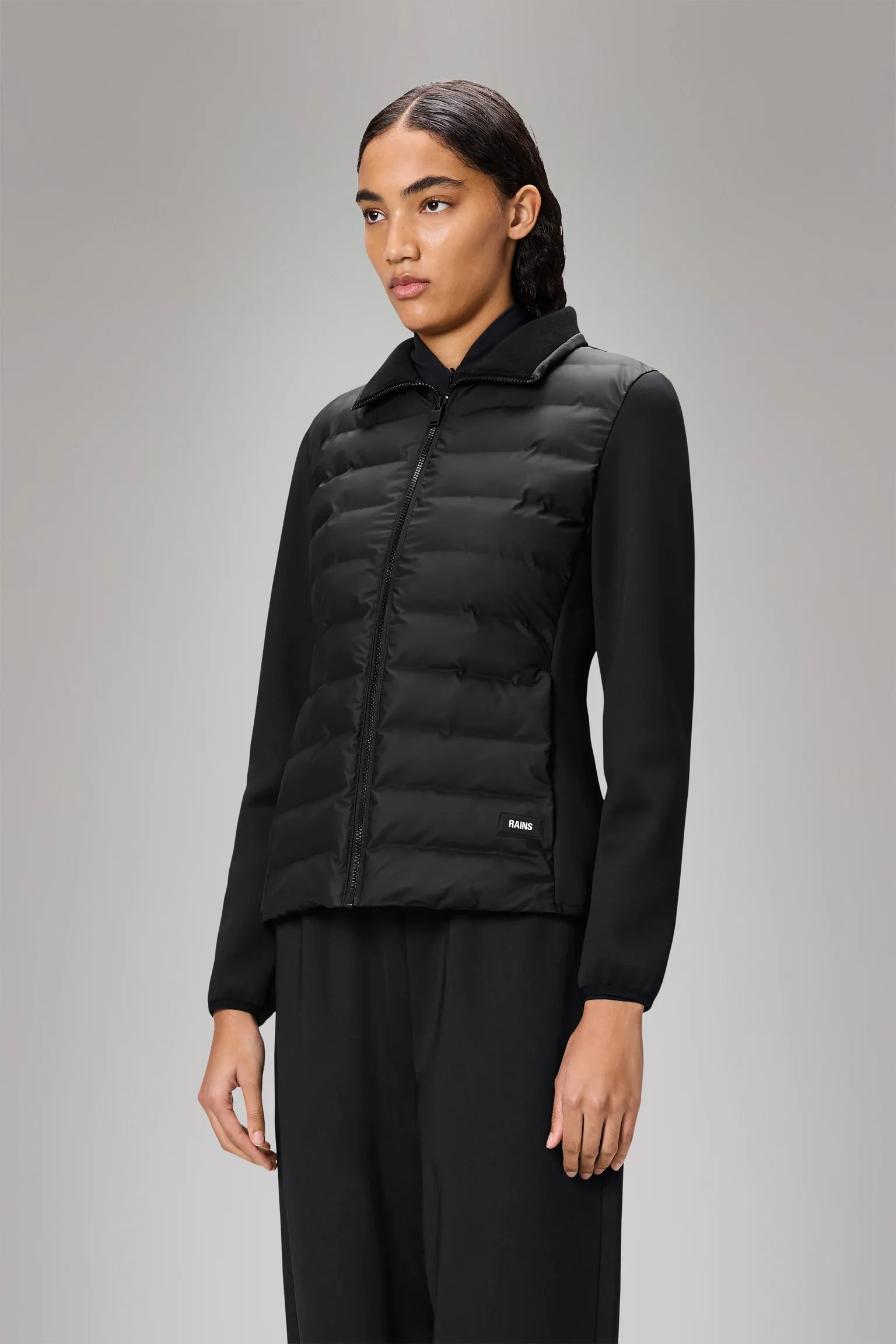 Rains Giacca da donna Safi Fleece Hybrid nera - Image 3