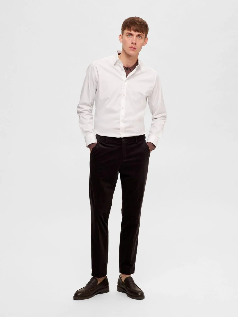 Selected Camicia classica da uomo Slim Travel  bianca - Image 4